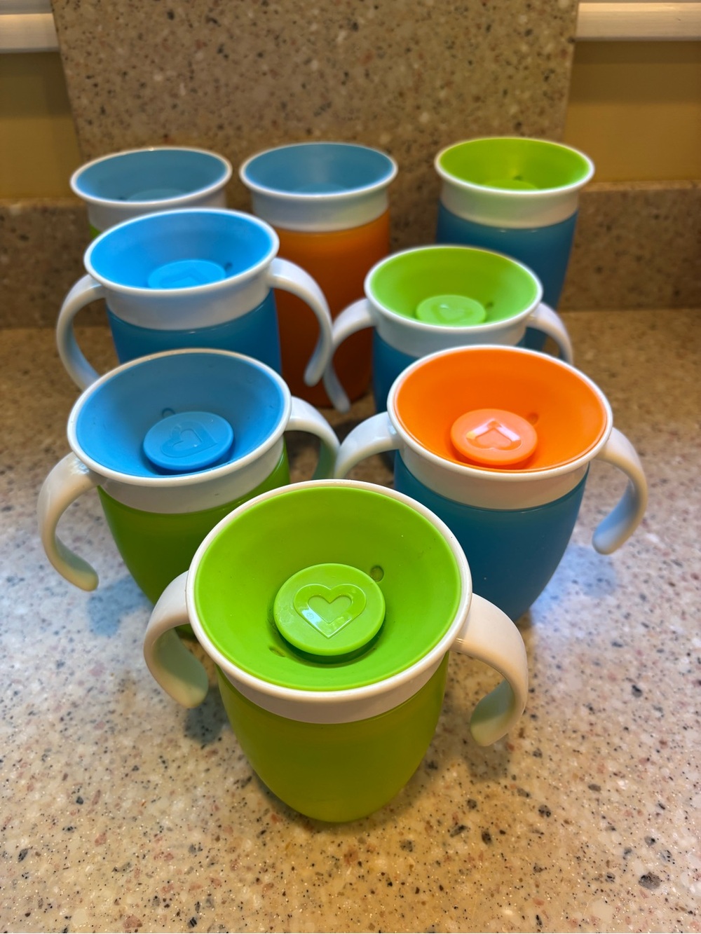Munchkin Miracle 360 Spill Proof Cups, Set of 8, 4-7oz, 4-10oz